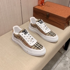 Burberry Sneakers